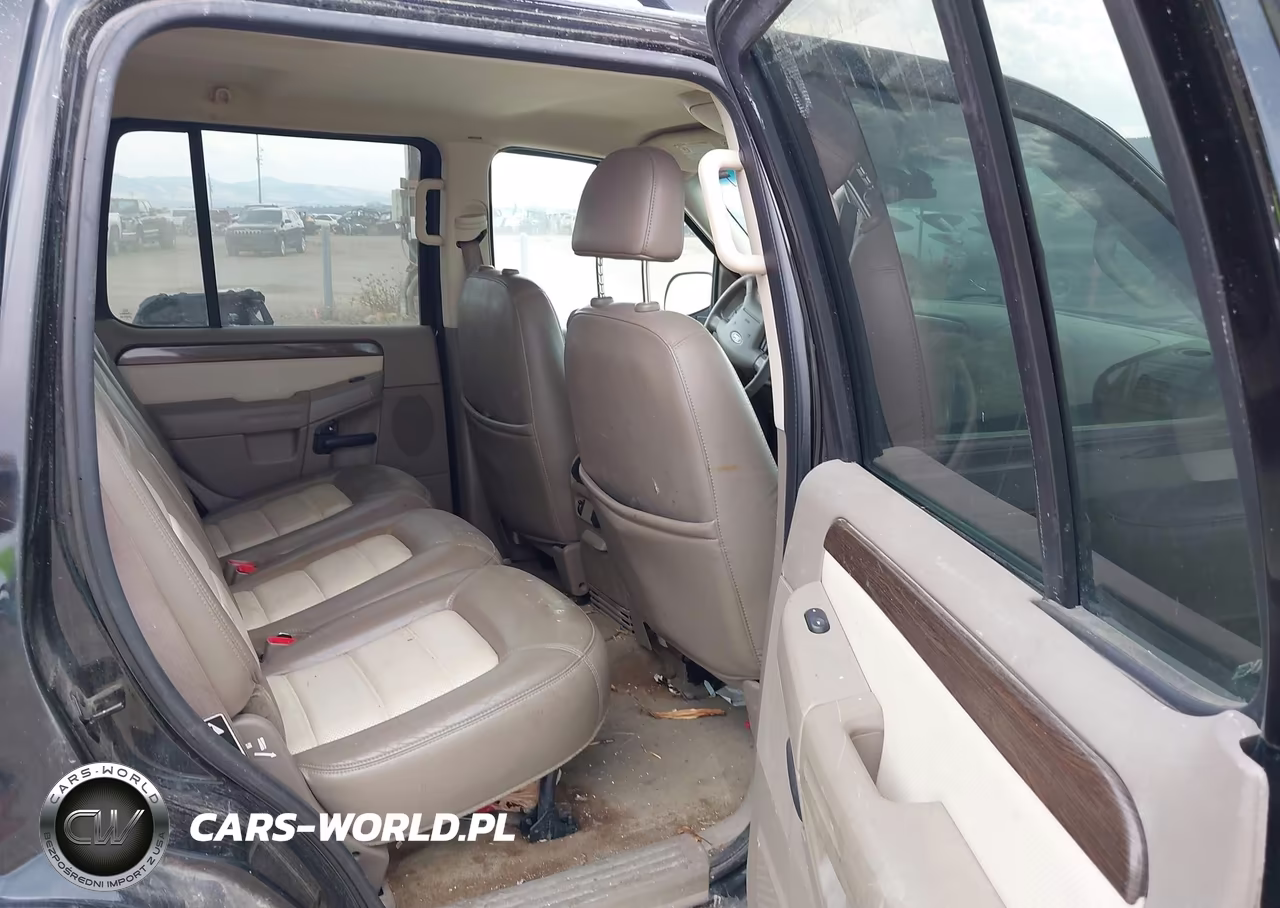 2002 Ford Explorer Eddie Bauer VIN:1FMDU74E32ZC03169 - 8