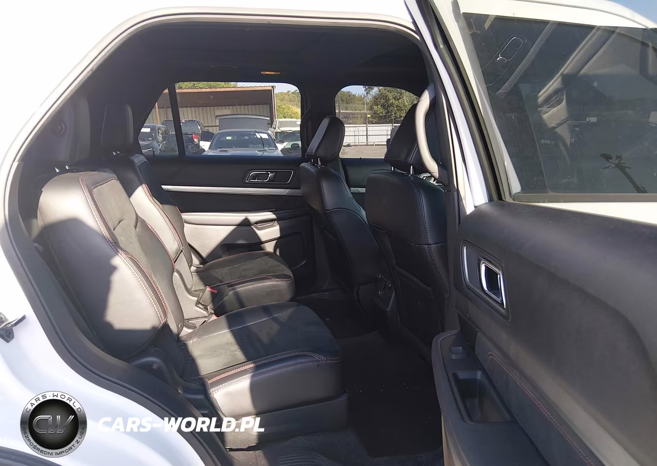 2018 Ford Explorer Xlt VIN:1FM5K8DH3JGA25106 - 8
