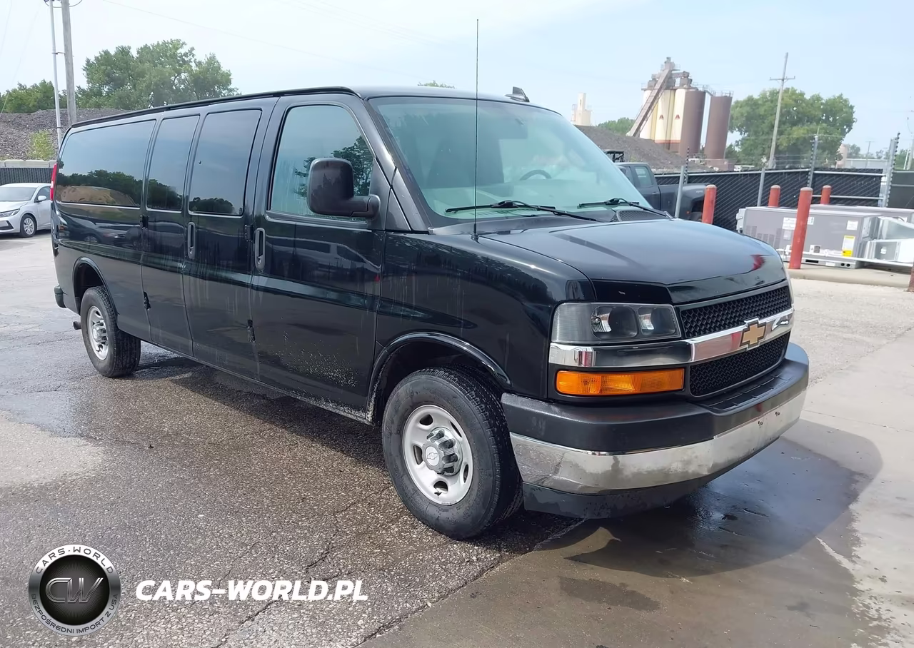 2017 Chevrolet Express 3500 Lt VIN:1GAZGPFG0H1289251 - 1