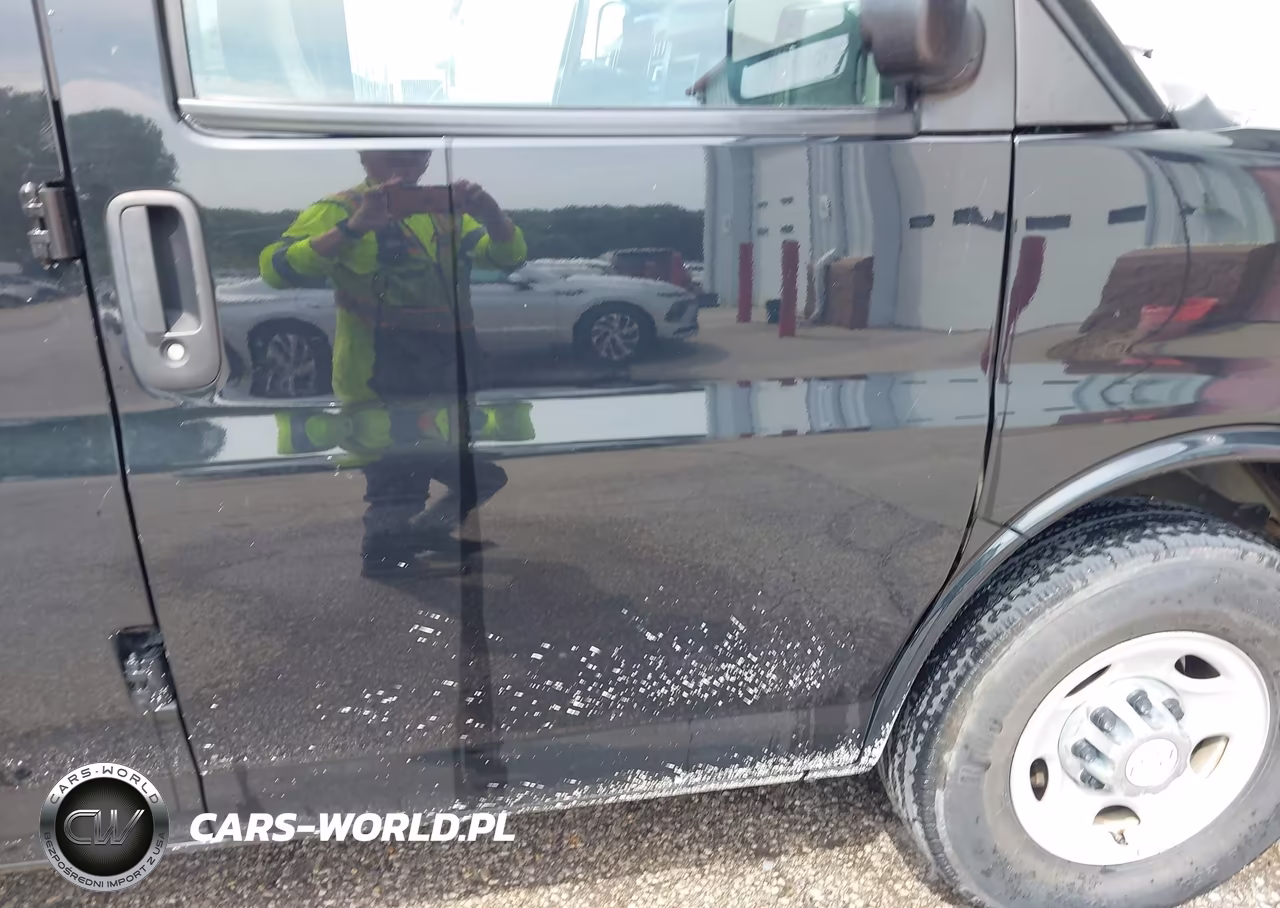 2017 Chevrolet Express 3500 Lt VIN:1GAZGPFG0H1289251 - 15