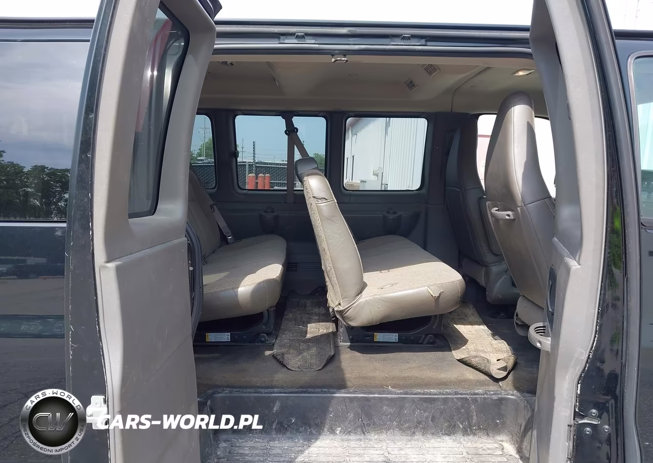 2017 Chevrolet Express 3500 Lt VIN:1GAZGPFG0H1289251 - 8