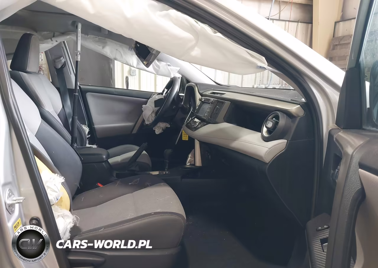 2015 Toyota Rav4 Xle VIN:2T3RFREV1FW379562 - 5