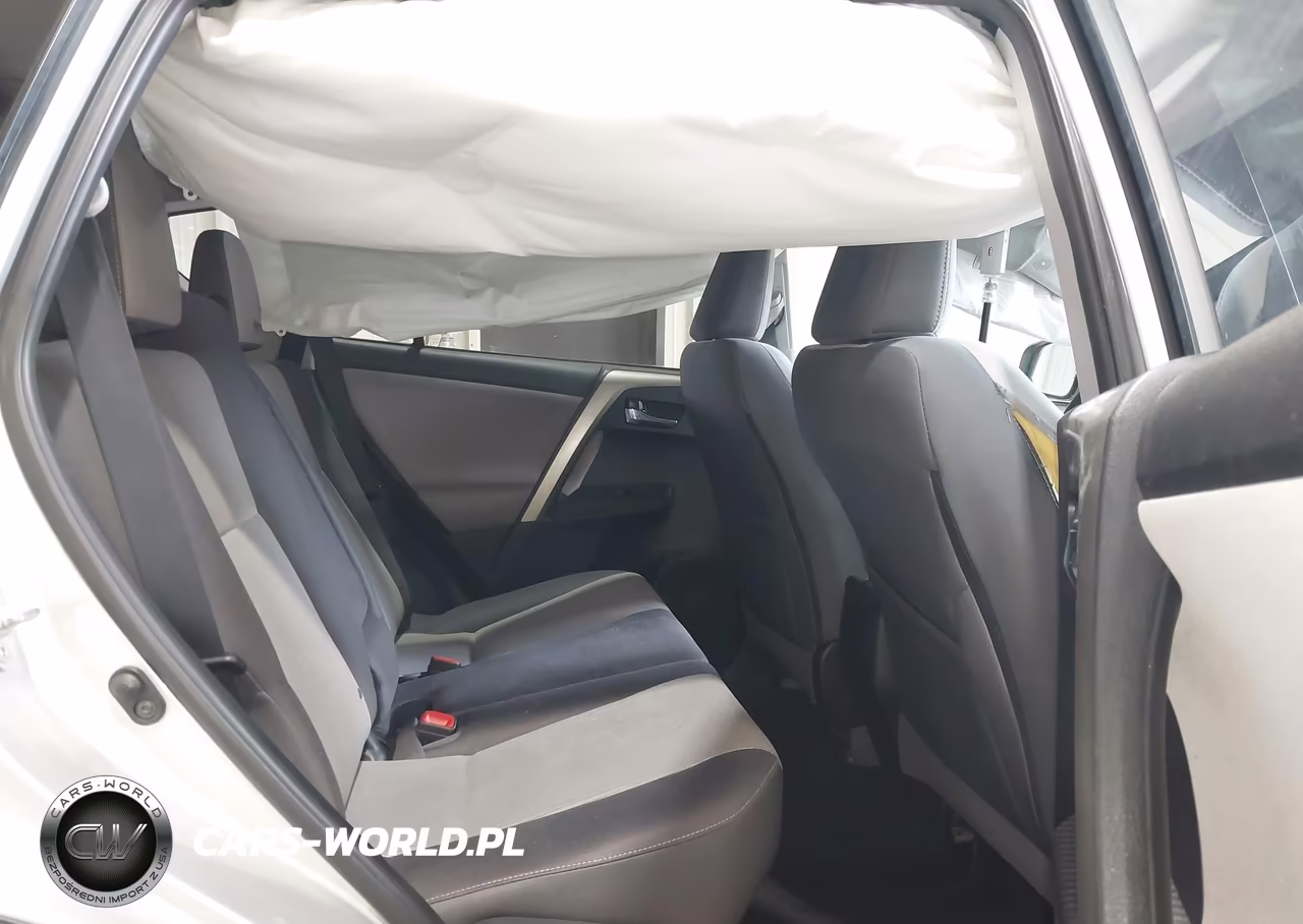 2015 Toyota Rav4 Xle VIN:2T3RFREV1FW379562 - 8