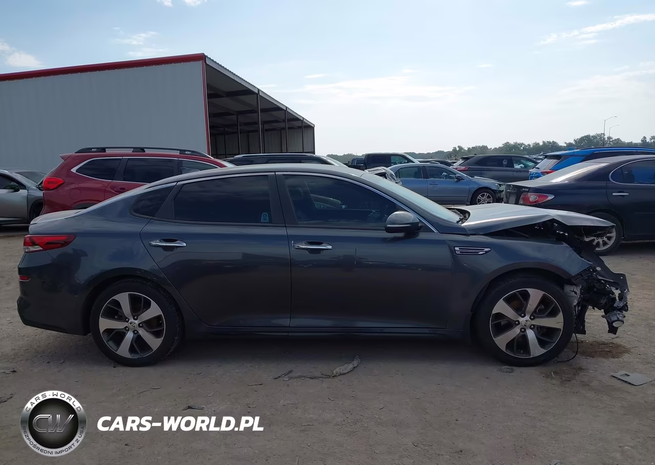 2020 Kia Optima S VIN:5XXGT4L36LG425437 - 12