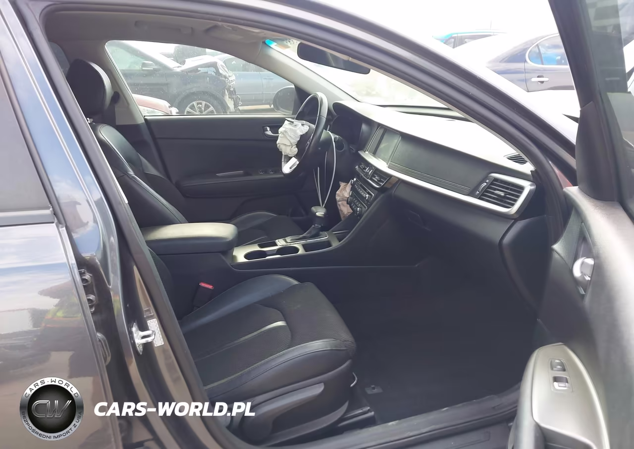 2020 Kia Optima S VIN:5XXGT4L36LG425437 - 5