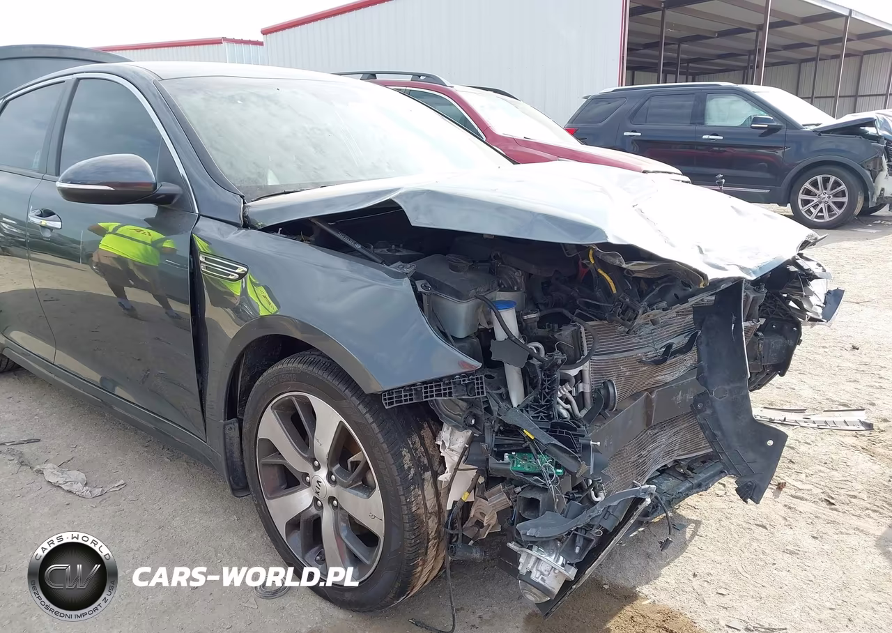 2020 Kia Optima S VIN:5XXGT4L36LG425437 - 6