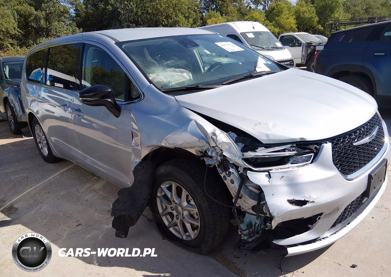 2024 Chrysler Pacifica Touring L – zdjęcie 1 z 16