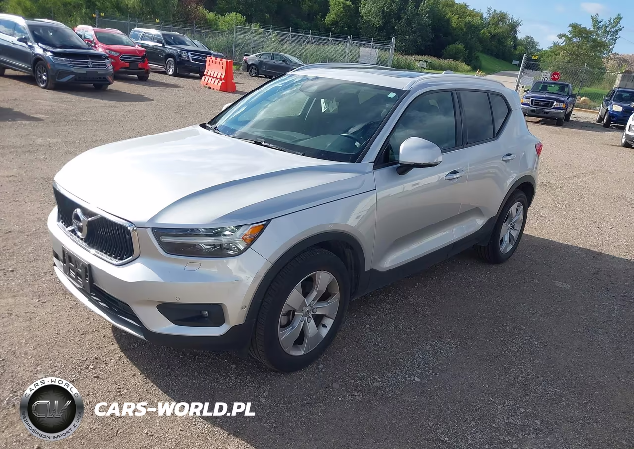 2019 Volvo Xc40 T5 Momentum VIN:YV4162UK0K2146851 - 2