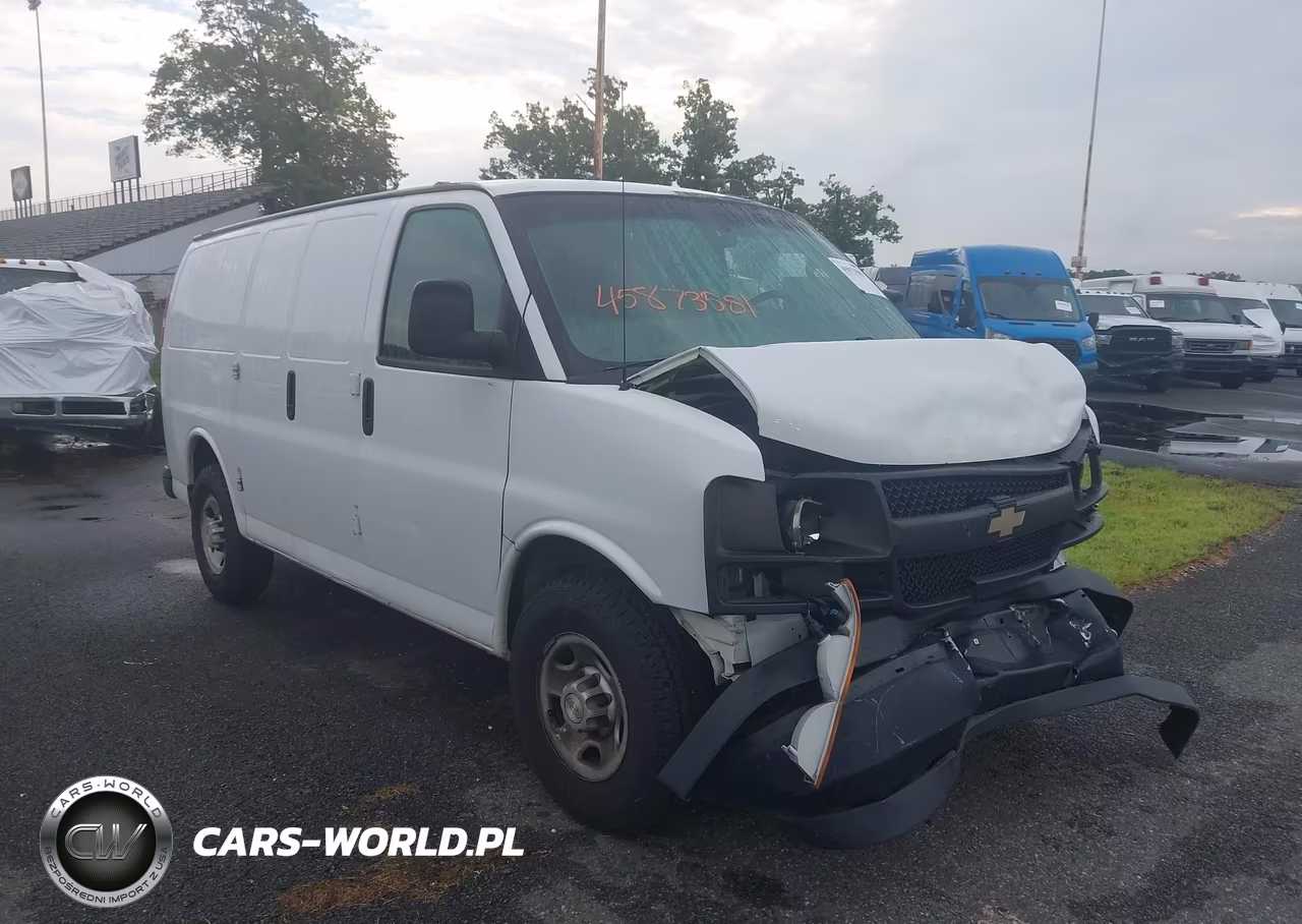 2017 Chevrolet Express 2500 Work Van – zdjęcie 1 z 19