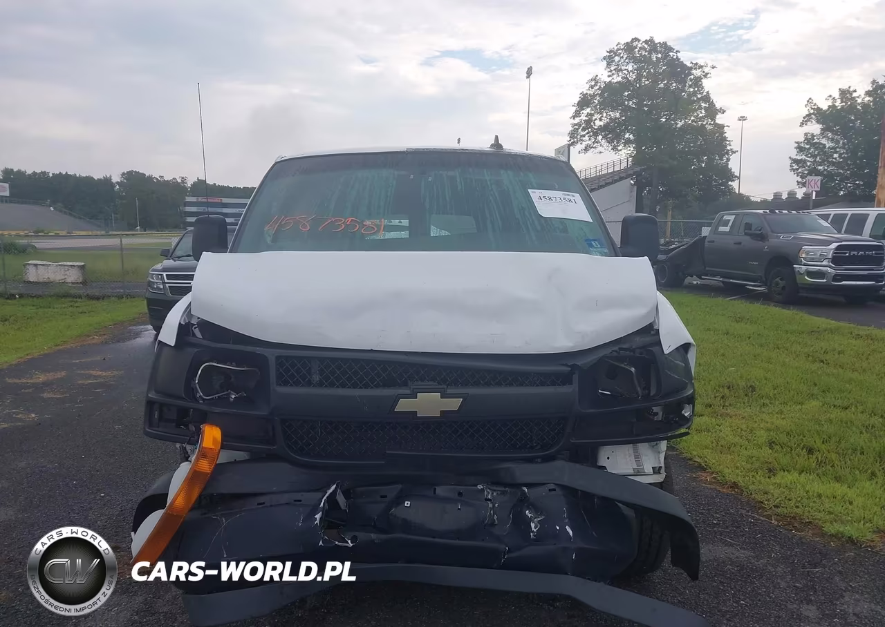 2017 Chevrolet Express 2500 Work Van VIN:1GCWGAFF9H1109165 - 12