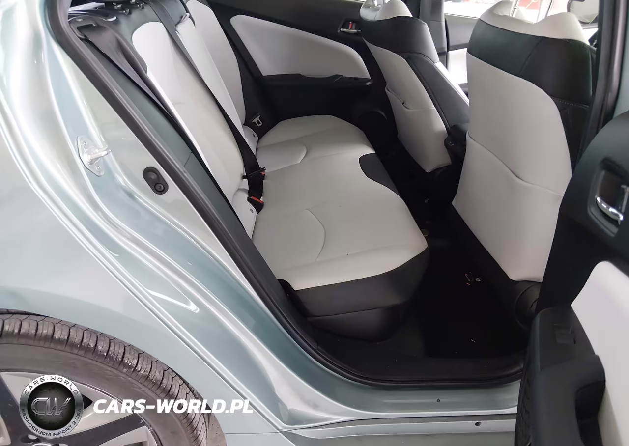 2022 Toyota Prius Xle VIN:JTDKAMFU1N3155766 - 8