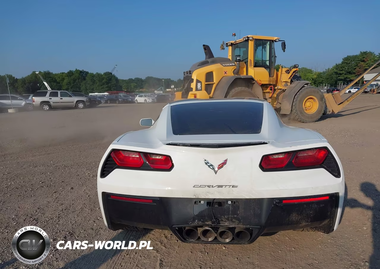 2014 Chevrolet Corvette Stingray VIN:1G1YB2D76E5126379 - 16