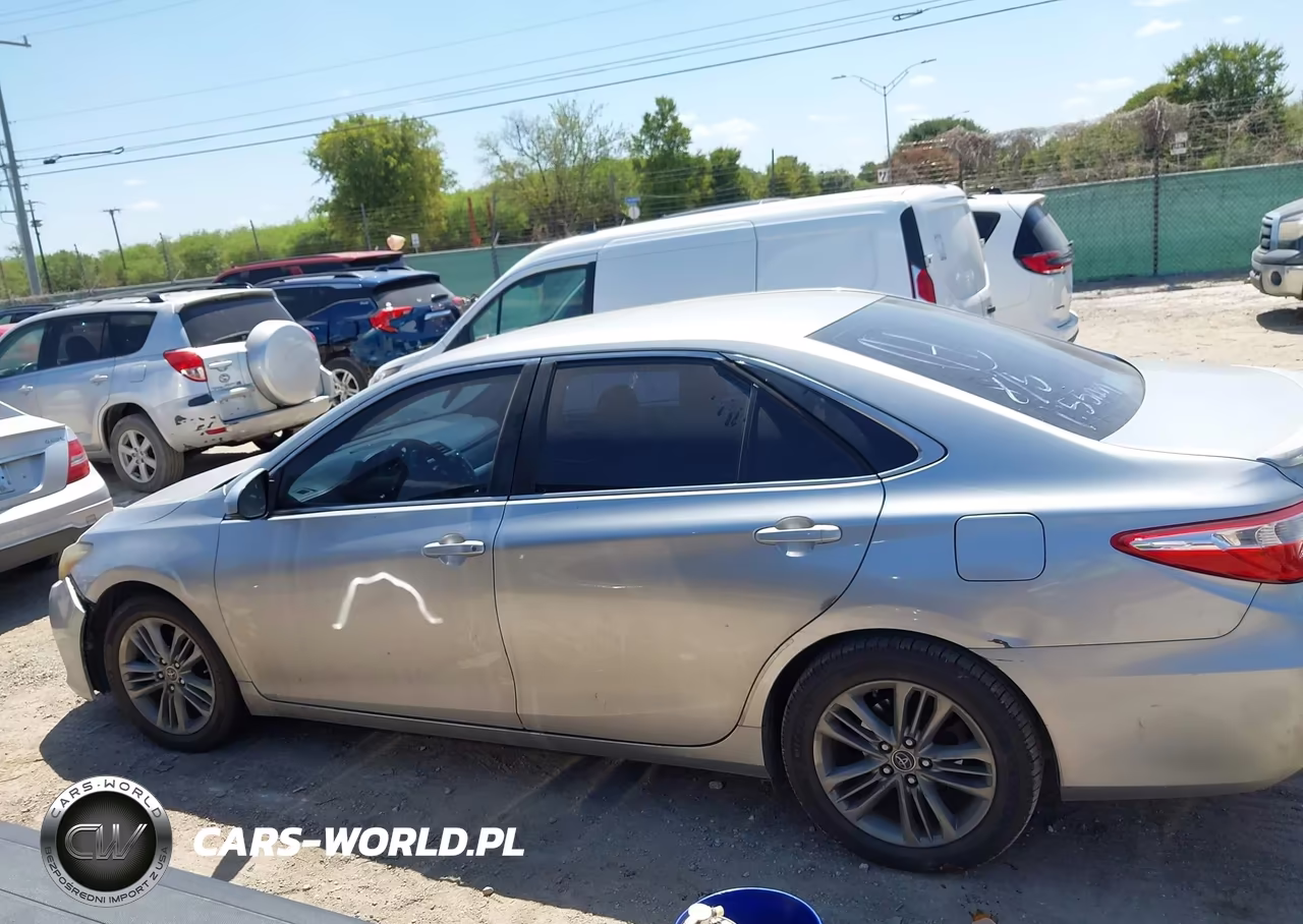 2015 Toyota Camry Se VIN:4T1BF1FK8FU488553 - 15