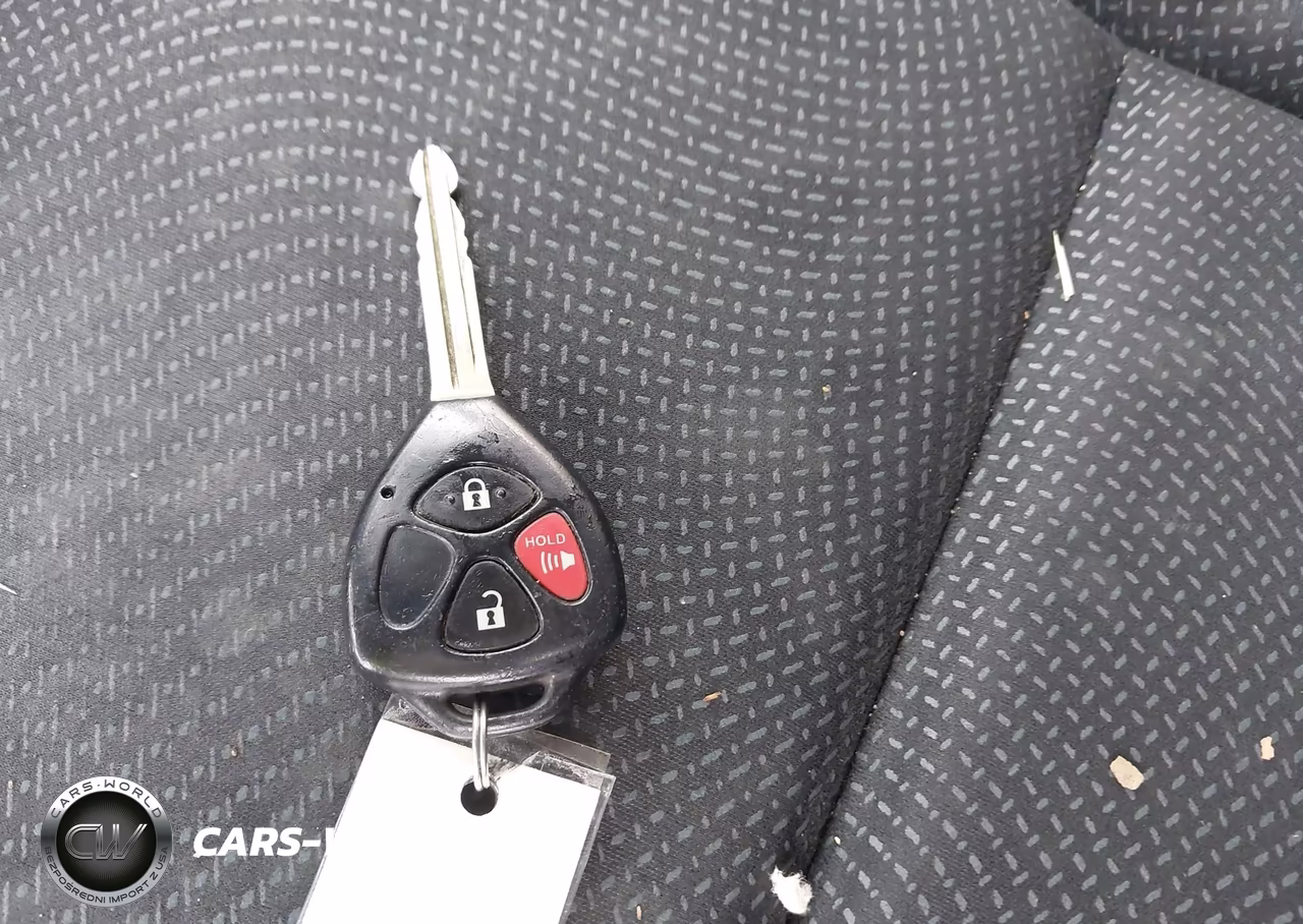 2010 Toyota Yaris VIN:JTDBT4K37A1367360 - 11