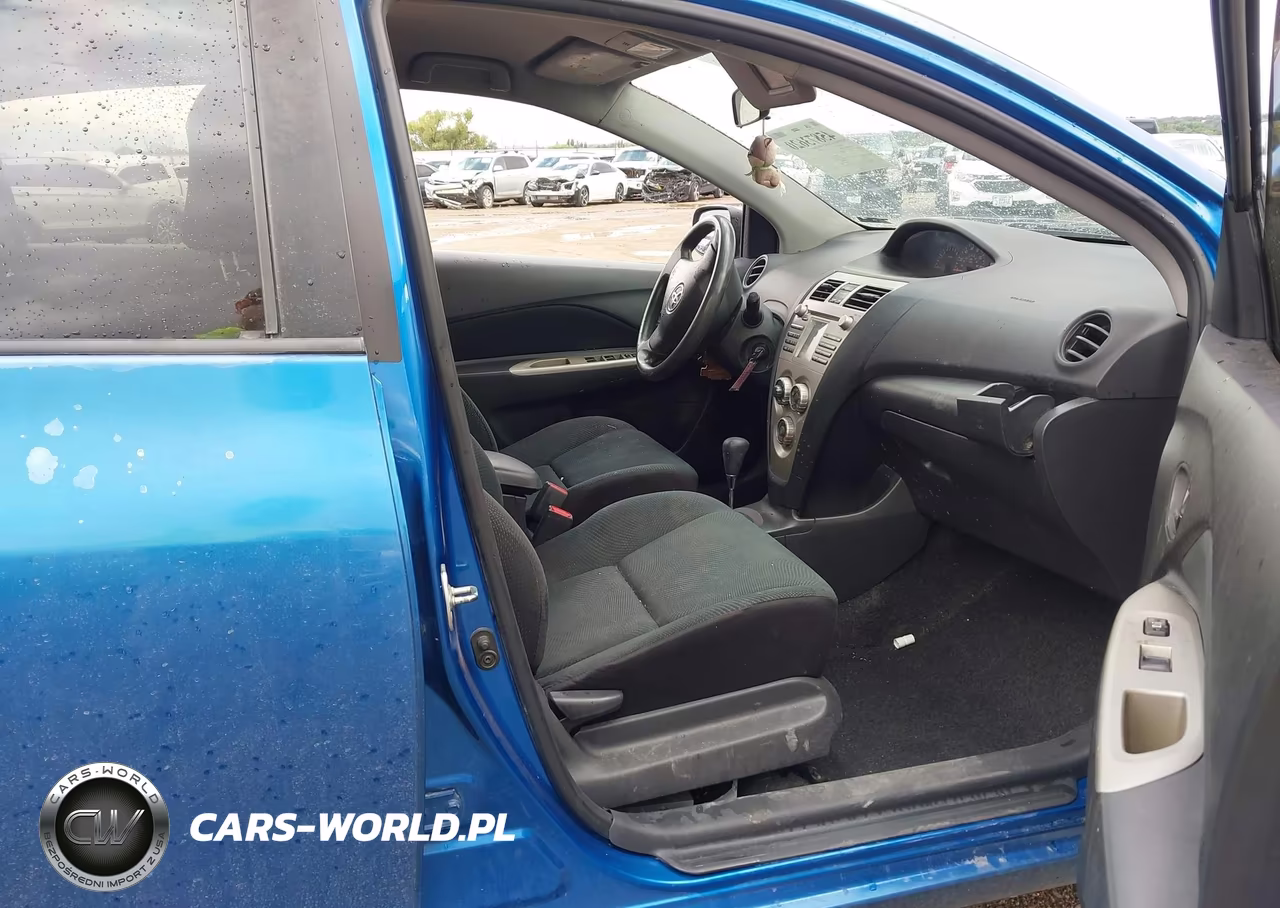 2010 Toyota Yaris VIN:JTDBT4K37A1367360 - 5