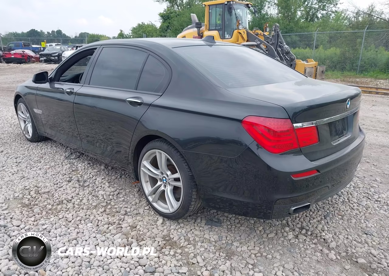 2012 BMW 750Li xDrive VIN:WBAKC8C50CC437471 - 3