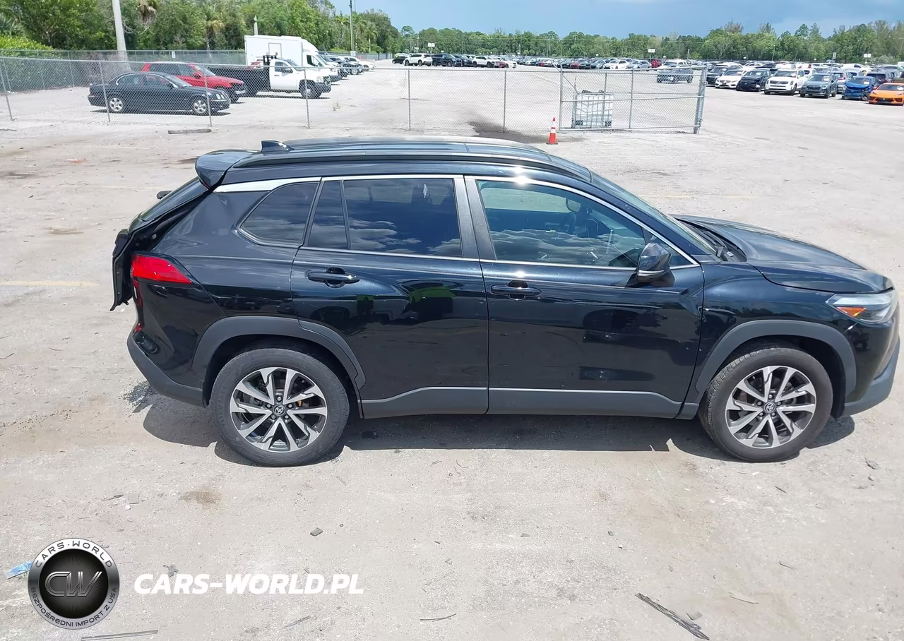 2023 Toyota Corolla Cross Xle VIN:7MUDAAAG6PV047496 - 14