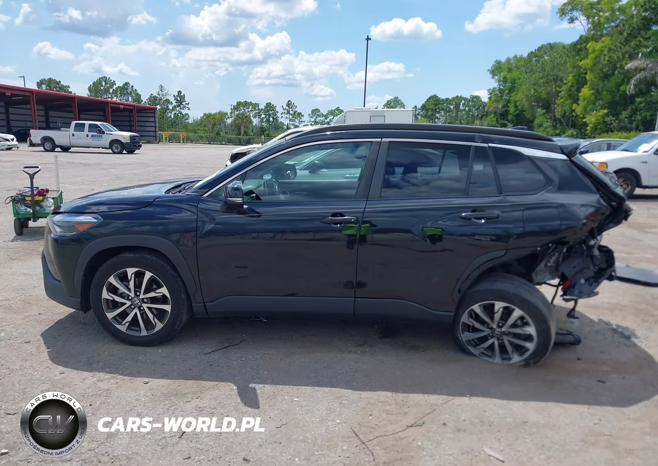 2023 Toyota Corolla Cross Xle VIN:7MUDAAAG6PV047496 - 15
