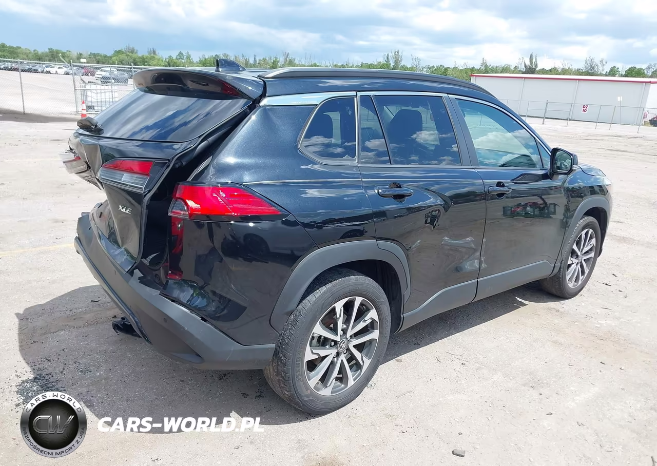 2023 Toyota Corolla Cross Xle VIN:7MUDAAAG6PV047496 - 4