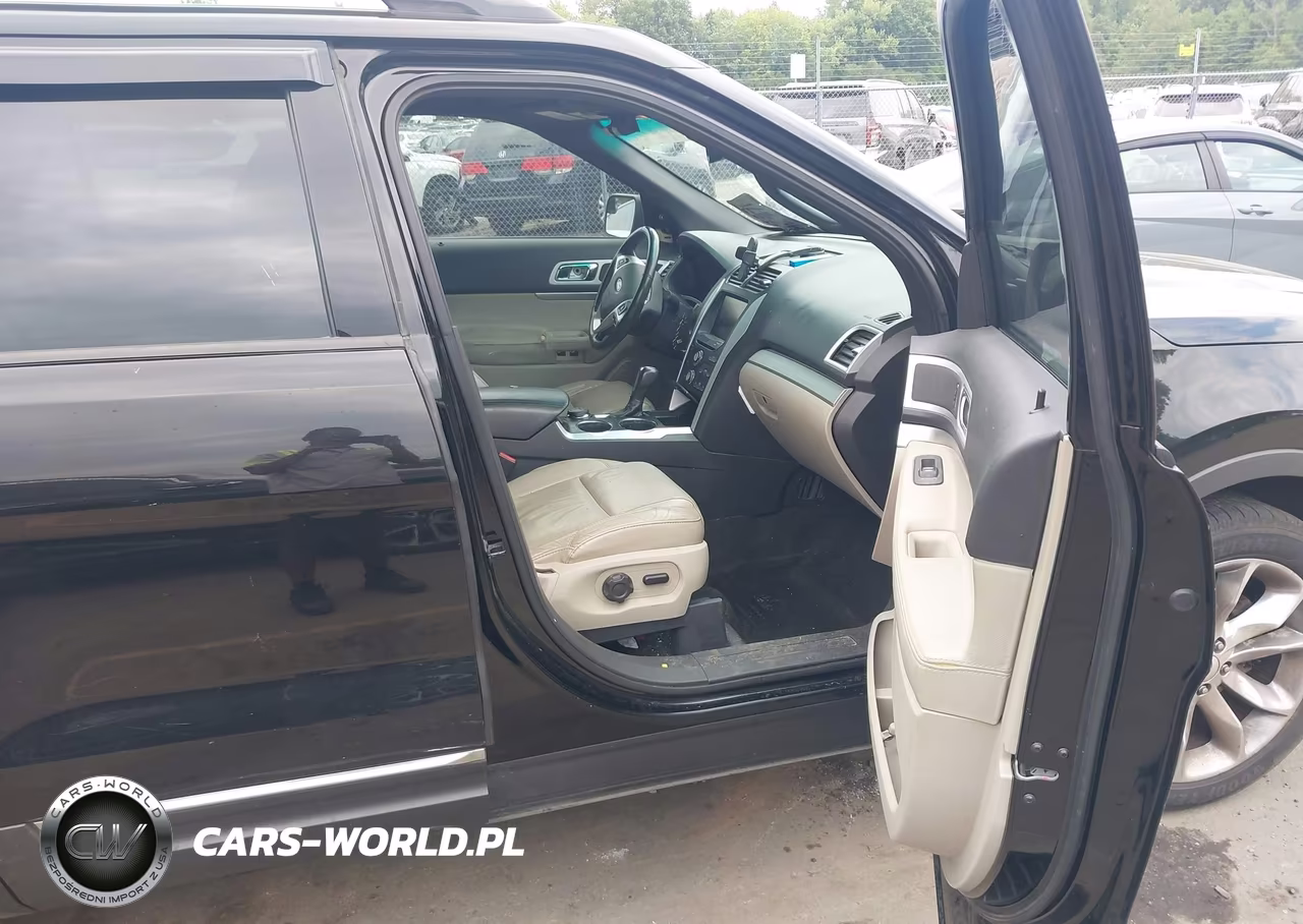 2012 Ford Explorer Xlt VIN:1FMHK8D8XCGA40833 - 5