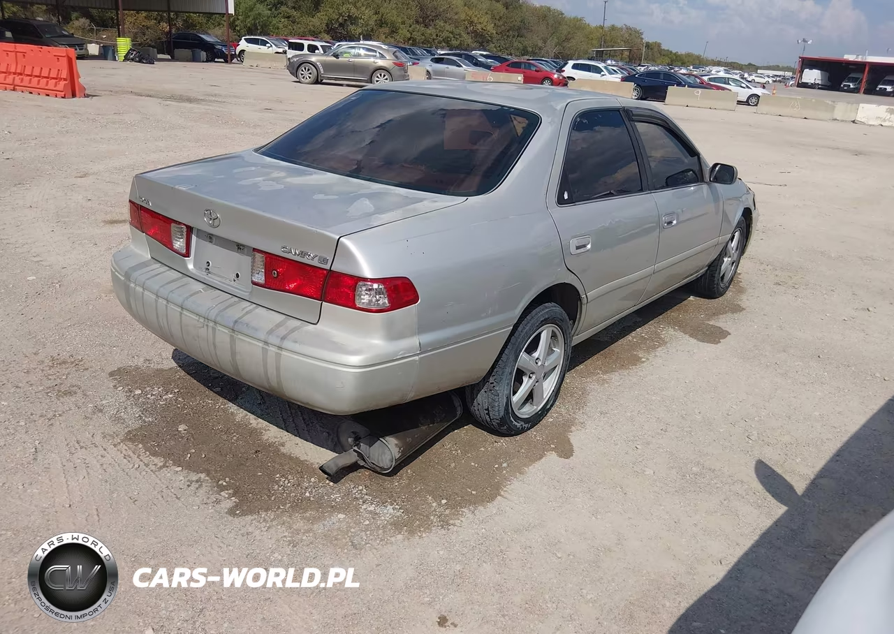 2000 Toyota Camry Le VIN:4T1BG22K6YU012040 - 4