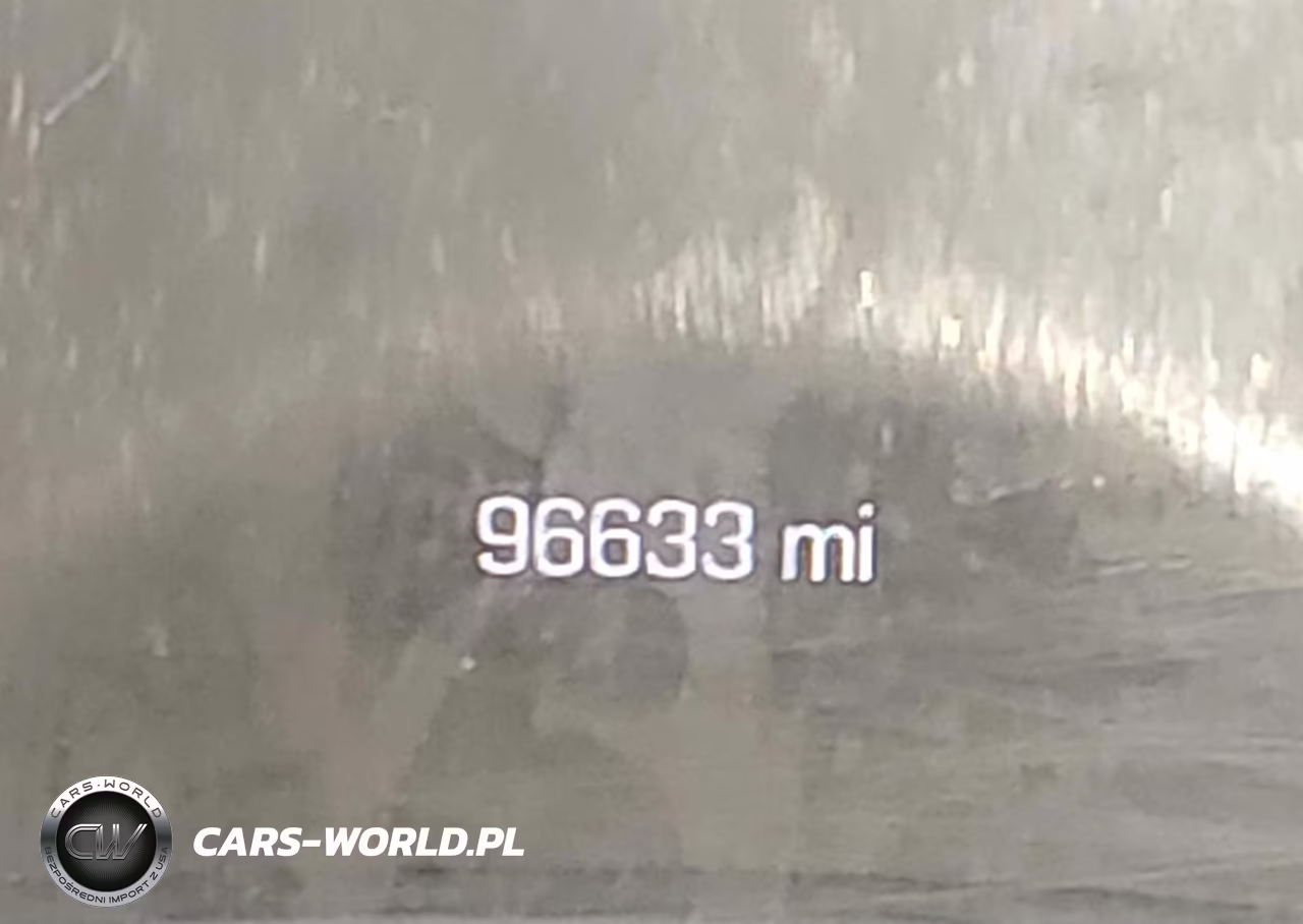 2018 Chrysler 300 Limited VIN:2C3CCAEG0JH261856 - 15