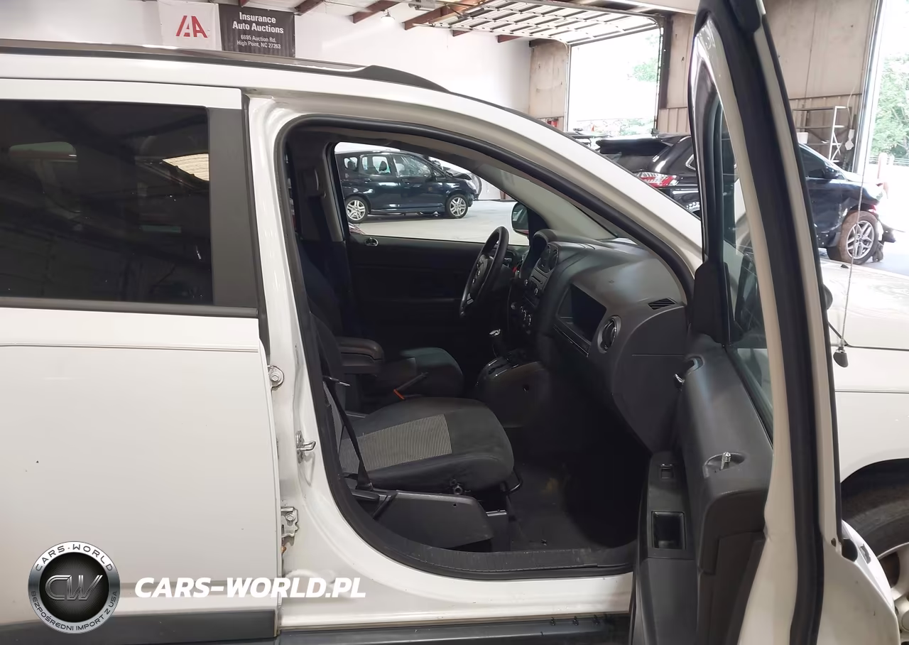2011 Jeep Compass VIN:1J4NT1FA8BD271963 - 5
