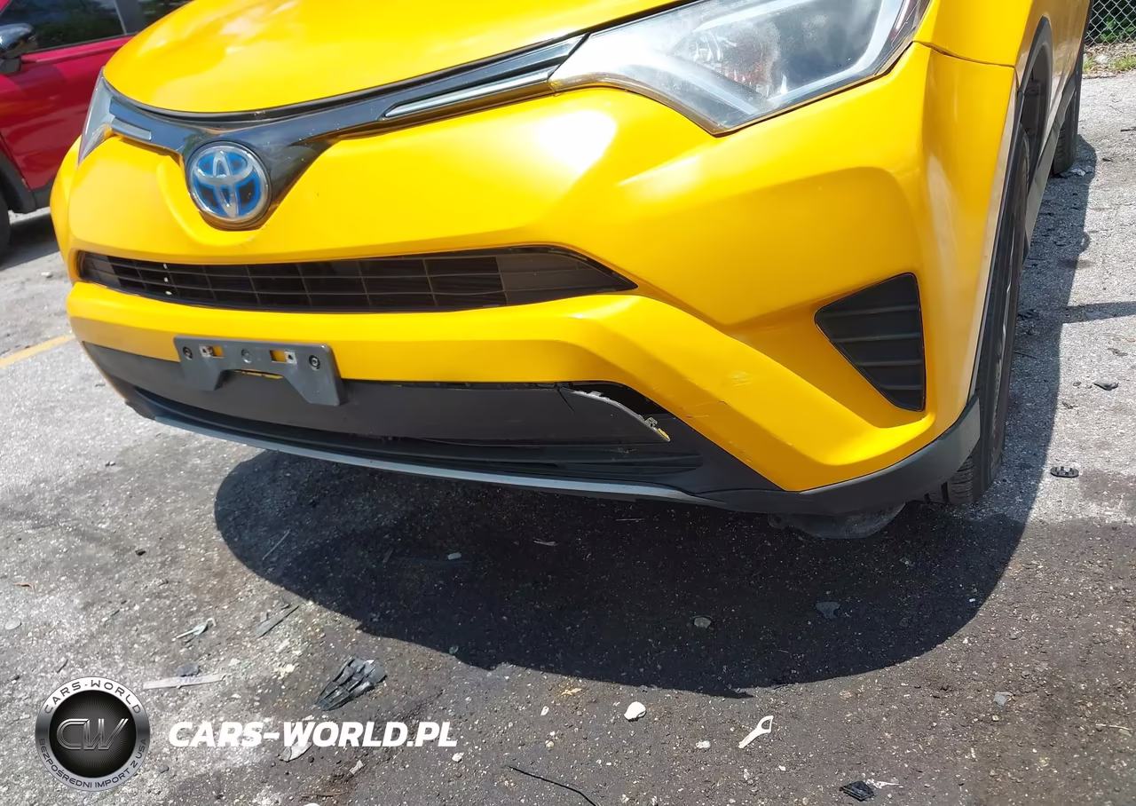 2018 Toyota Rav4 Hybrid Le VIN:JTMRJREV6JD249362 - 17