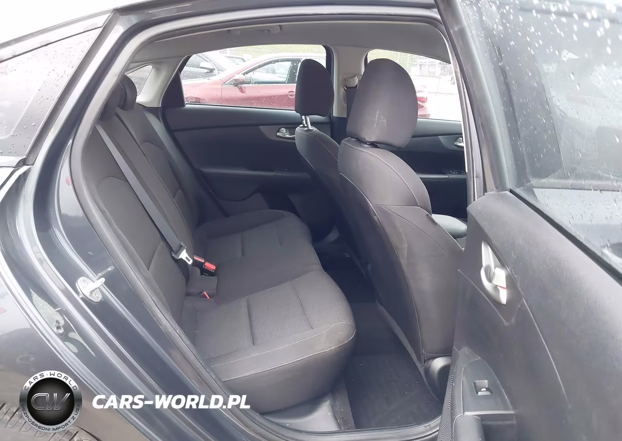 2020 Kia Forte Lxs VIN:3KPF24AD4LE187073 - 8