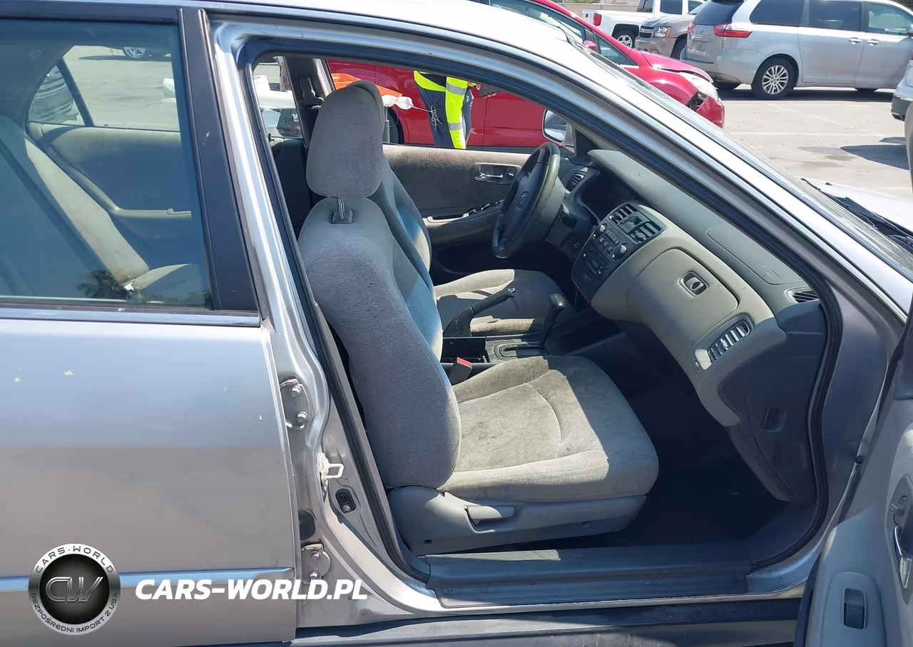 2002 Honda Accord 2.3 Lx VIN:JHMCG66522C000290 - 5
