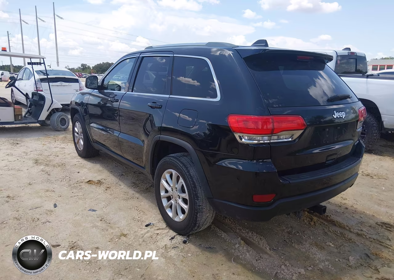 2014 Jeep Grand Cherokee Laredo VIN:1C4RJEAGXEC217204 - 3