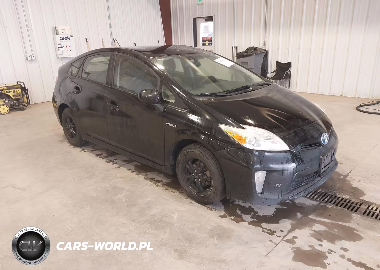 2014 Toyota Prius Two – zdjęcie 1 z 16