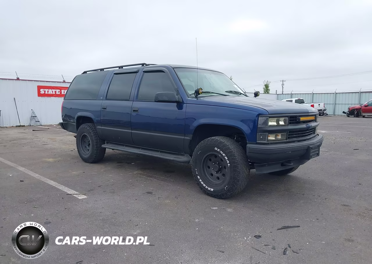 1999 Chevrolet Suburban Lt
