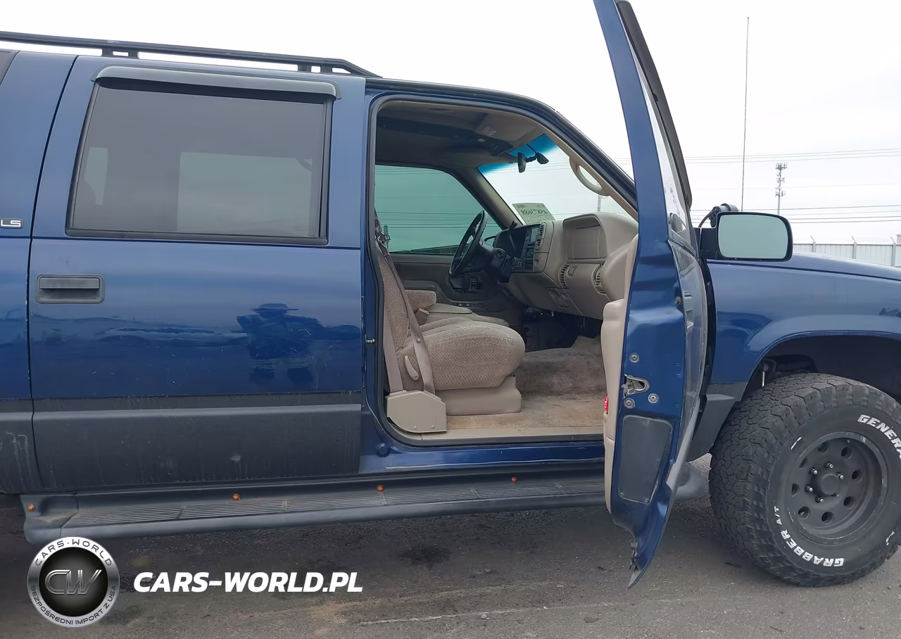 1999 Chevrolet Suburban Lt VIN:1GNFK16R9XJ559199 - 5