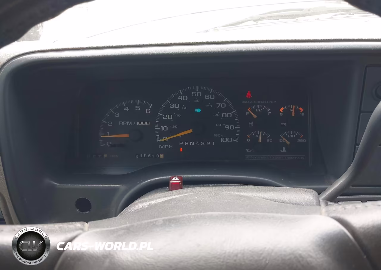 1999 Chevrolet Suburban Lt VIN:1GNFK16R9XJ559199 - 7