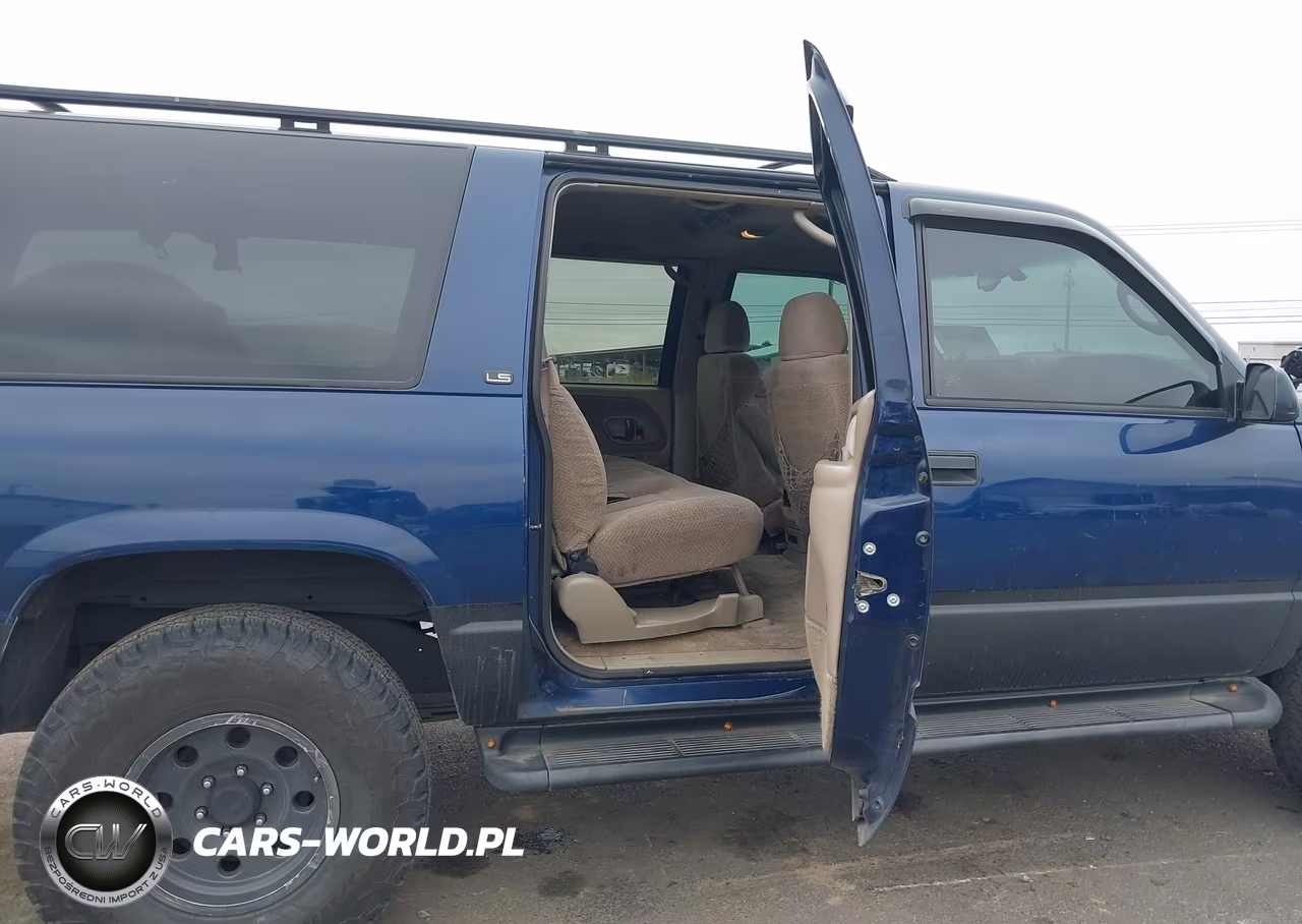 1999 Chevrolet Suburban Lt VIN:1GNFK16R9XJ559199 - 8