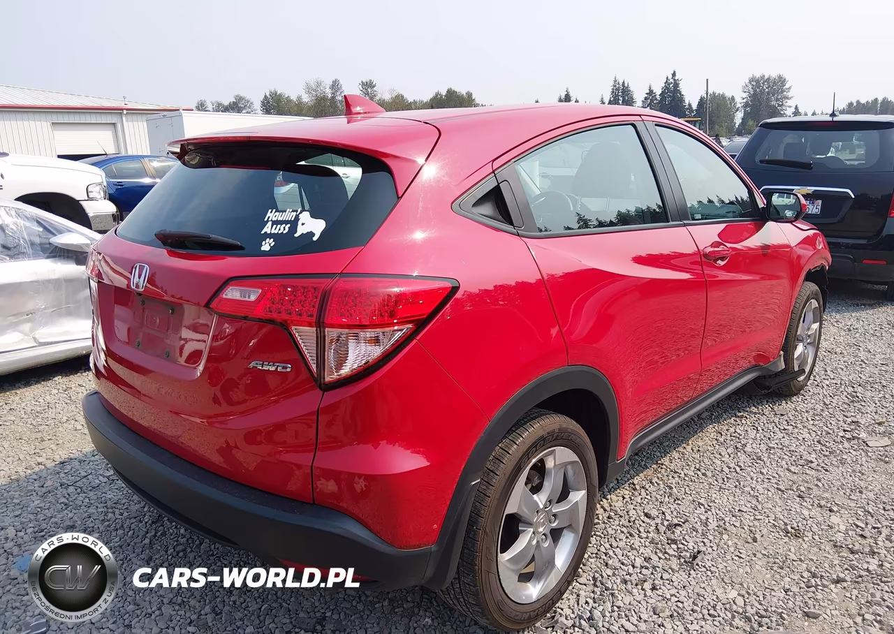 2018 Honda Hr-V Lx VIN:3CZRU6H34JG719689 - 4