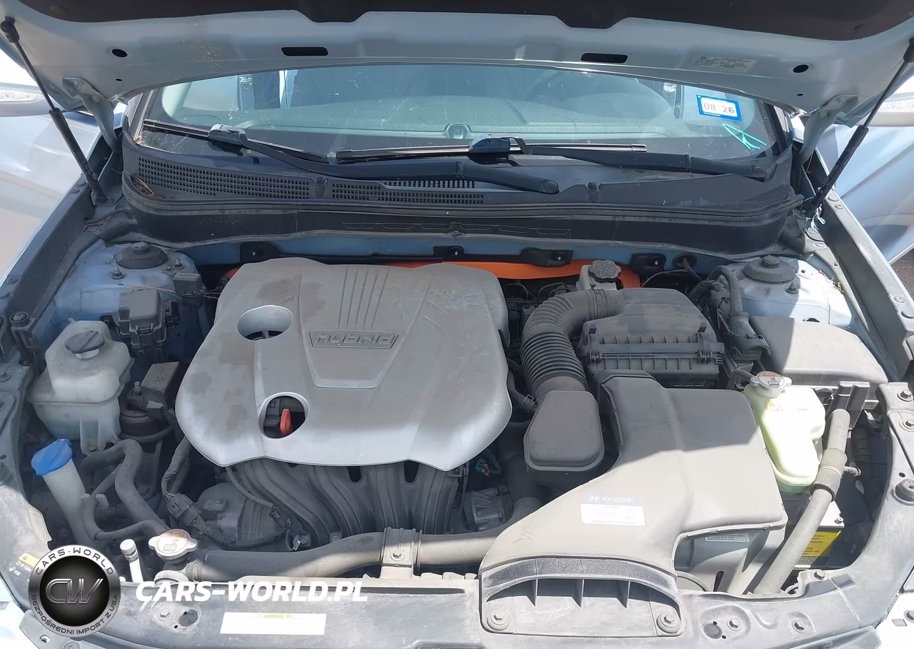 2015 Hyundai Sonata Hybrid VIN:KMHEC4A47FA120964 - 10