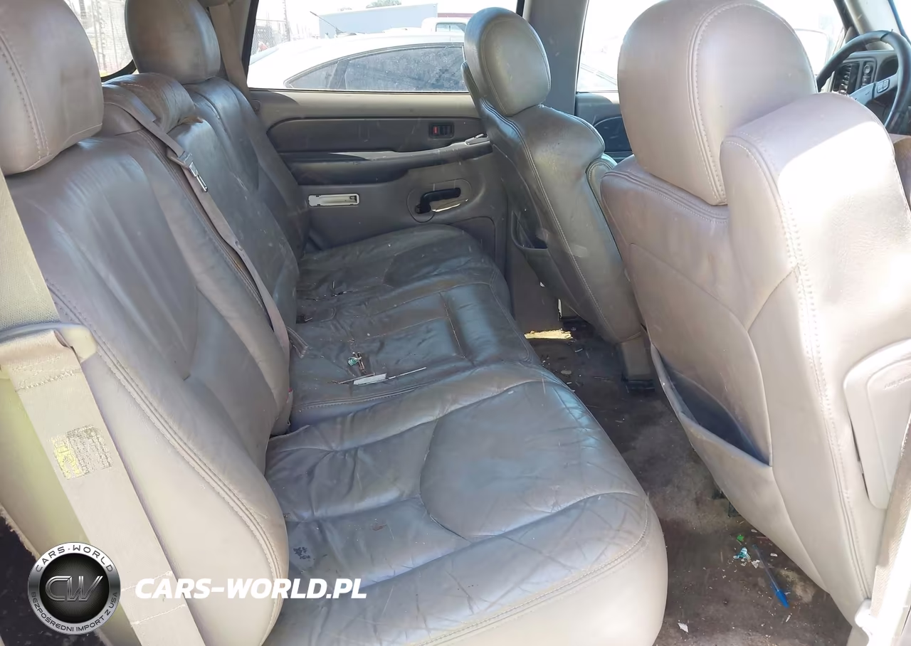 2003 Chevrolet Tahoe Ls VIN:1GNEK13T63J240283 - 8