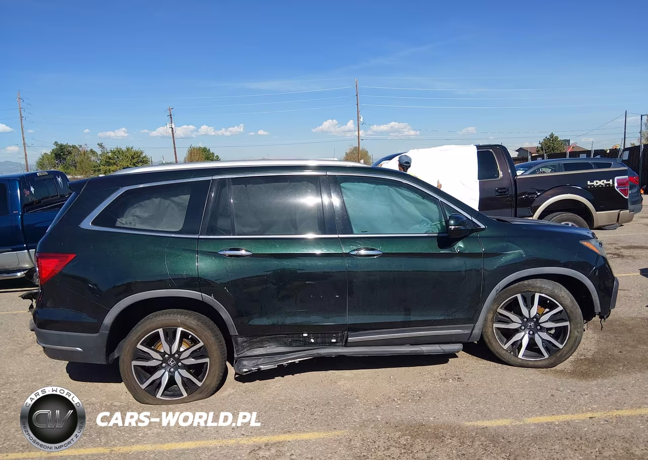 2019 Honda Pilot Touring VIN:5FNYF6H99KB036782 - 14