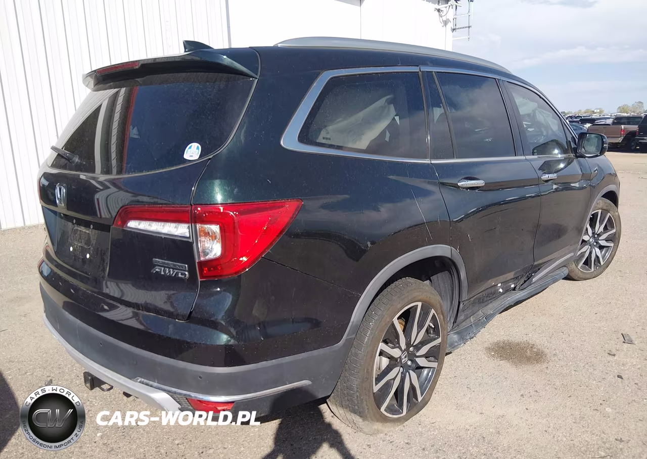2019 Honda Pilot Touring VIN:5FNYF6H99KB036782 - 4