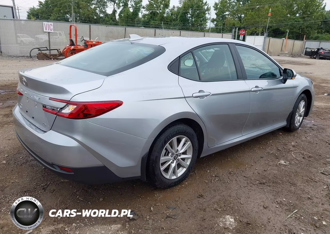 2025 Toyota Camry Le VIN:4T1DBADK2SU501539 - 4