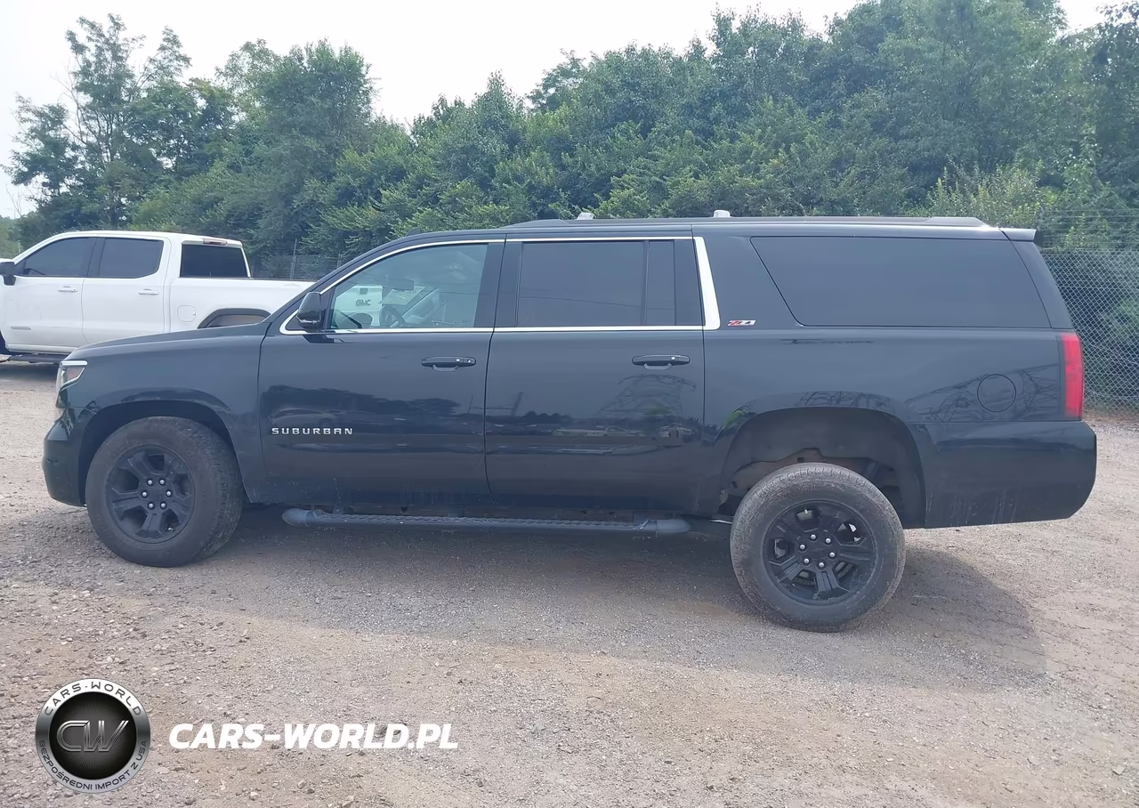 2018 Chevrolet Suburban Lt VIN:1GNSKHKC9JR287335 - 15