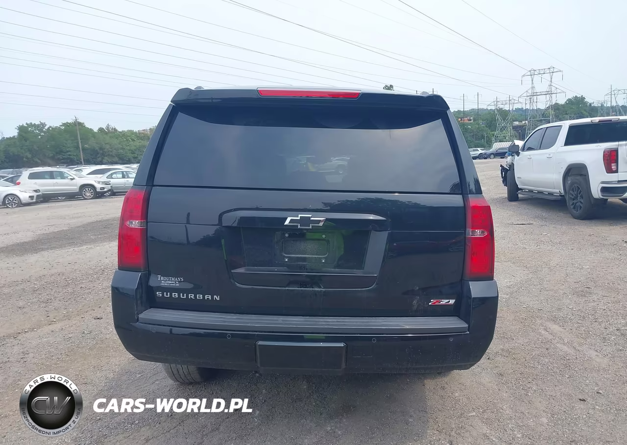 2018 Chevrolet Suburban Lt VIN:1GNSKHKC9JR287335 - 17