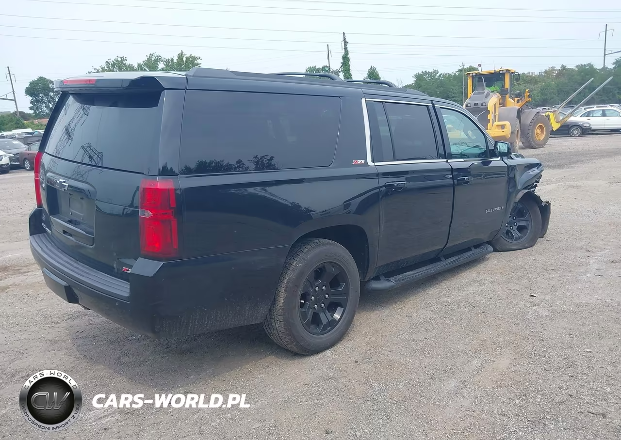 2018 Chevrolet Suburban Lt VIN:1GNSKHKC9JR287335 - 4
