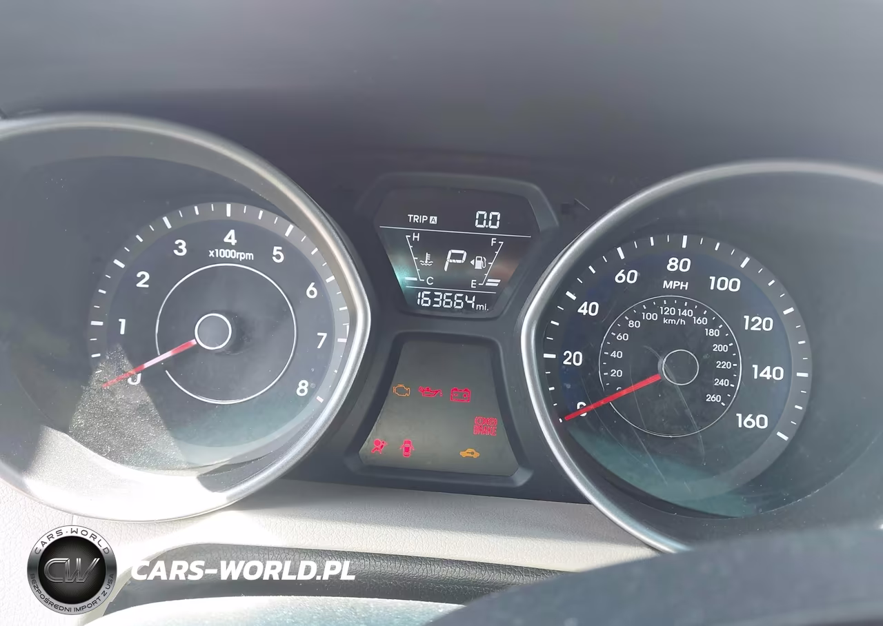 2016 Hyundai Elantra Value Edition VIN:5NPDH4AE8GH708182 - 7