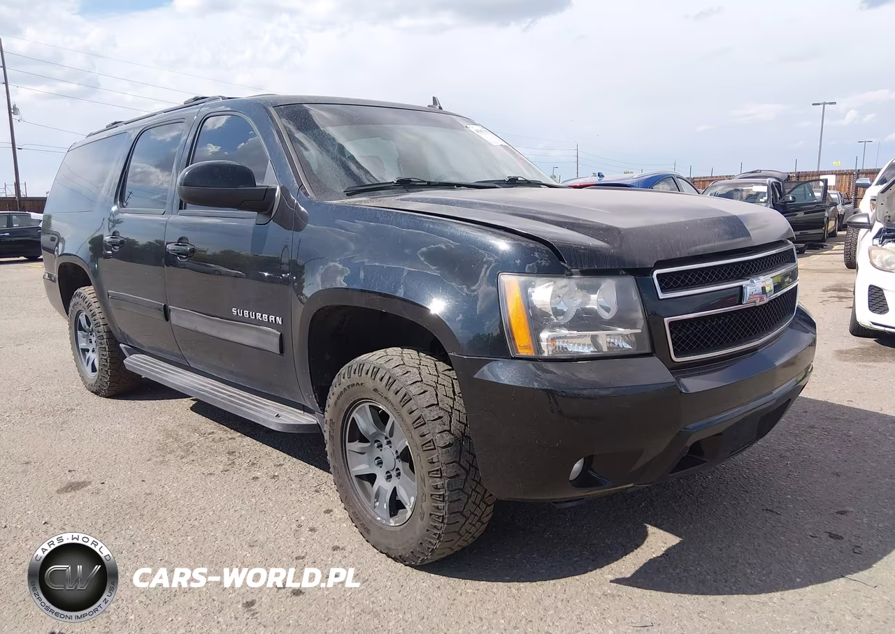 2014 Chevrolet Suburban Lt VIN:1GNSKJE77ER116448 - 1