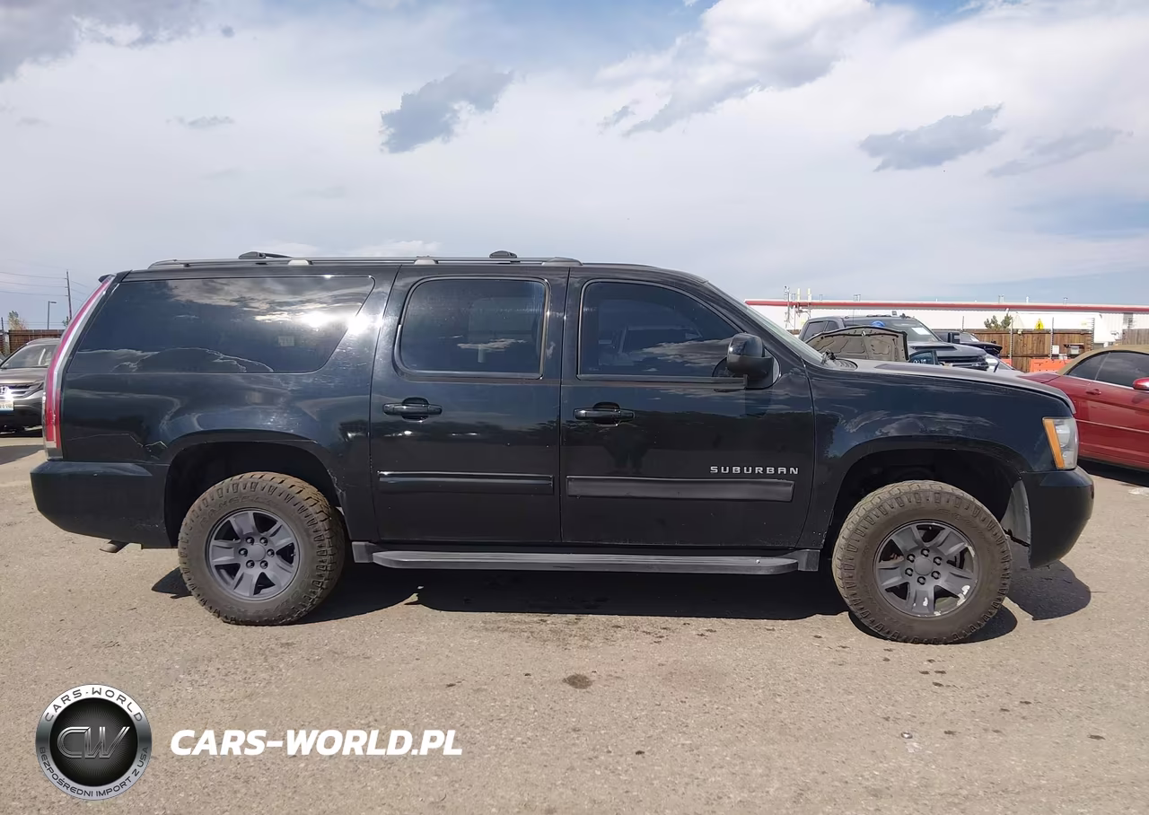 2014 Chevrolet Suburban Lt VIN:1GNSKJE77ER116448 - 13