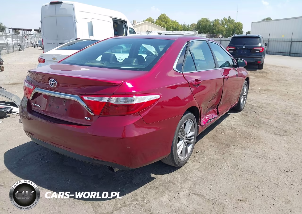 2016 Toyota Camry Se VIN:4T1BF1FK9GU548244 - 4