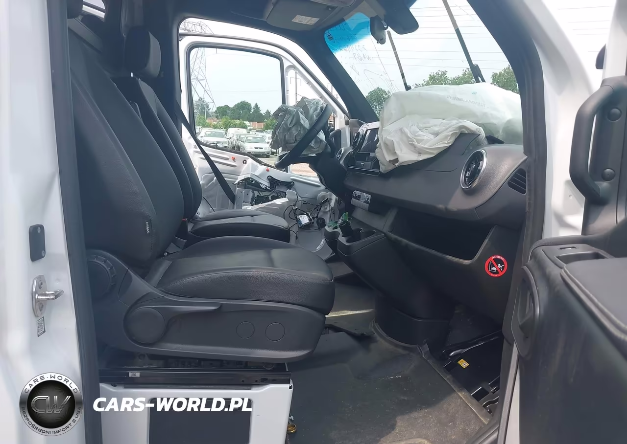2025 Mercedes-Benz Sprinter 2500 VIN:W1Y4KBHY5ST224962 - 5
